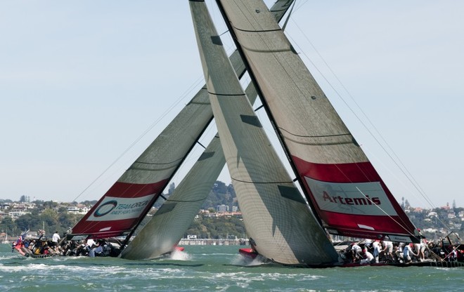 GBR TEAMORIGIN vs SWE ARTEMIS - Louis Vuitton Trophy Auckland &copy; Paul Todd/Outside Images http://www.outsideimages.com